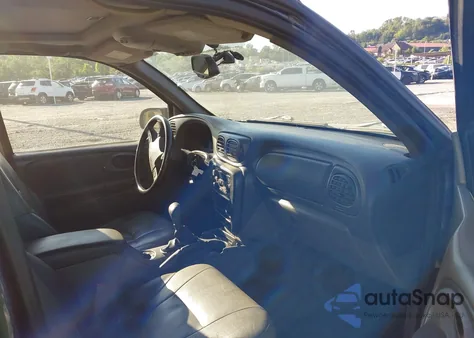 2002 Chevrolet Trailblazer из США, поврежденный, VIN 1GNDT13S222337909